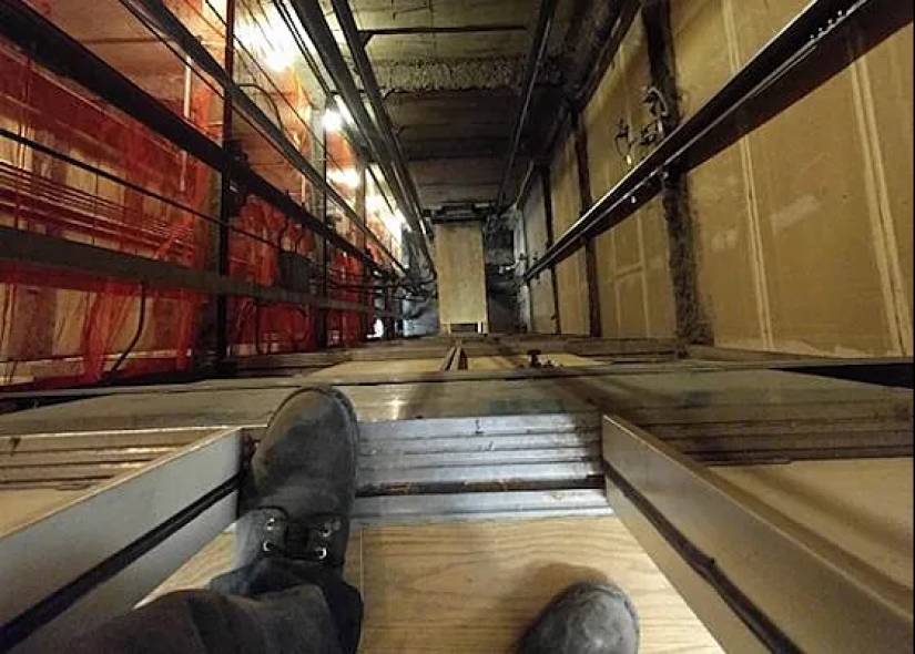 How to Survive a Falling Elevator How to Survive a Falling Elevator