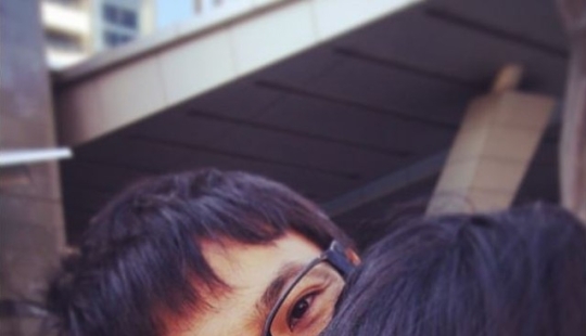 How to take pictures with monuments