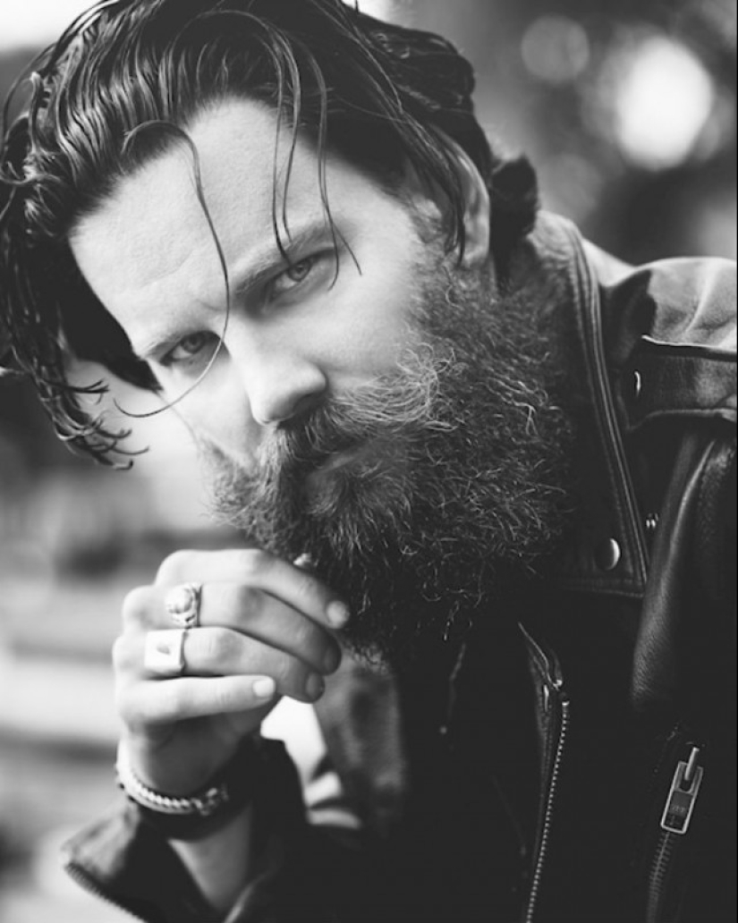 How women love men with their eyes How women love men with their eyes