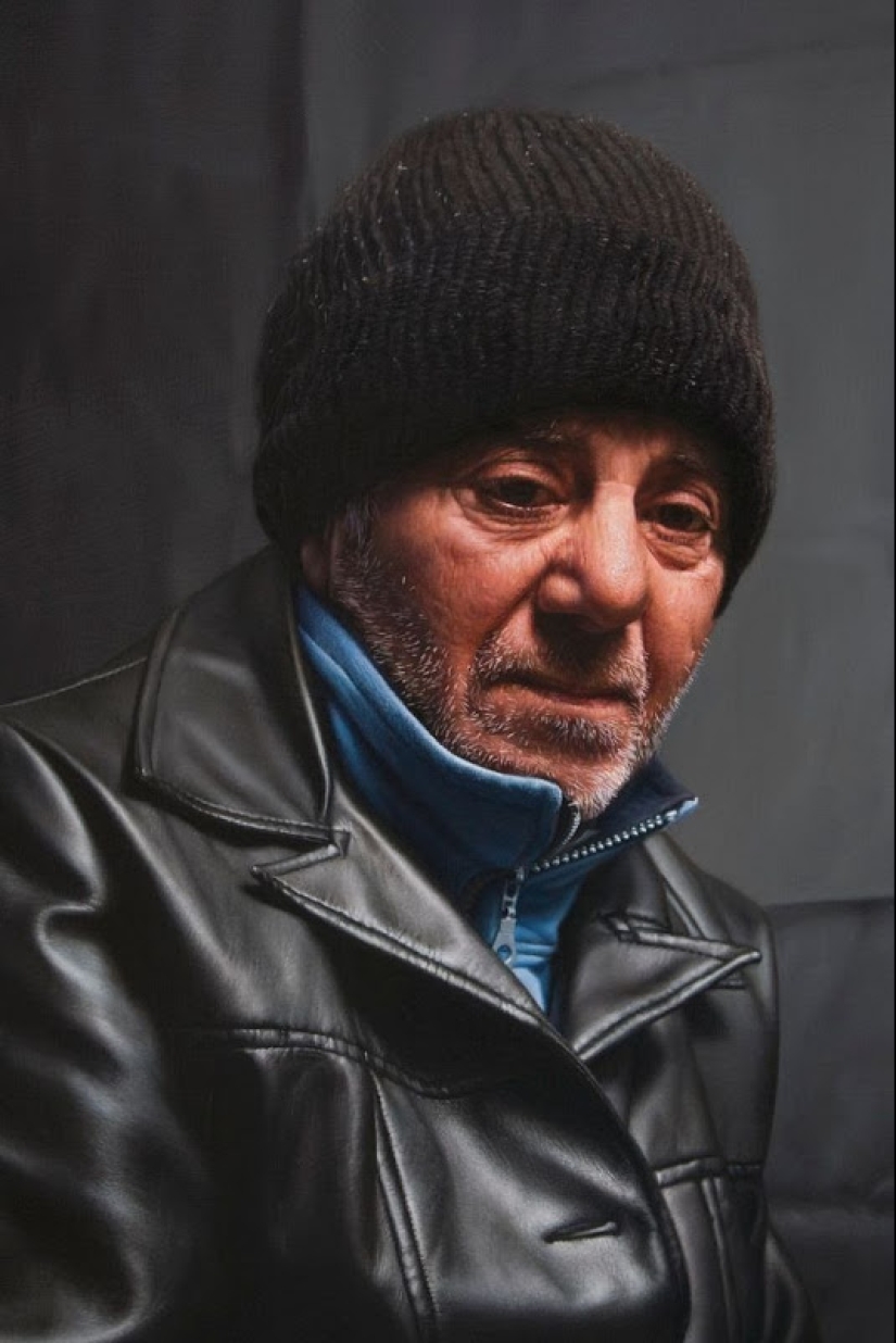 Hyperrealistic paintings by Spanish artist Javier Arizabalo Hyperrealistic paintings by Spanish artist Javier Arizabalo