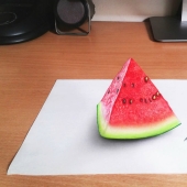 I just want to touch it: hyper-realistic 3D drawings