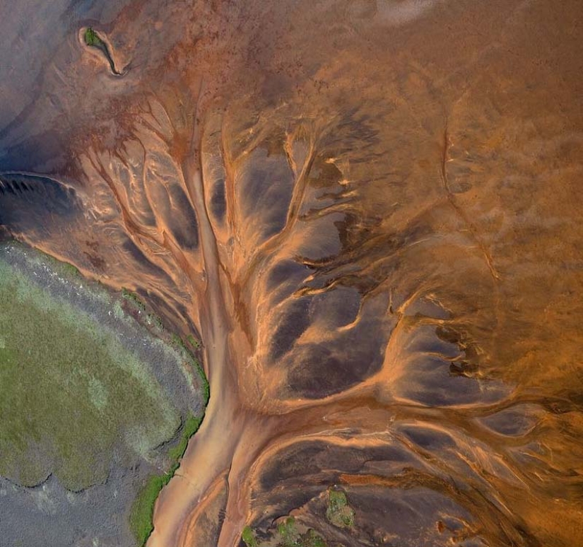 Icelandic rivers - view from above