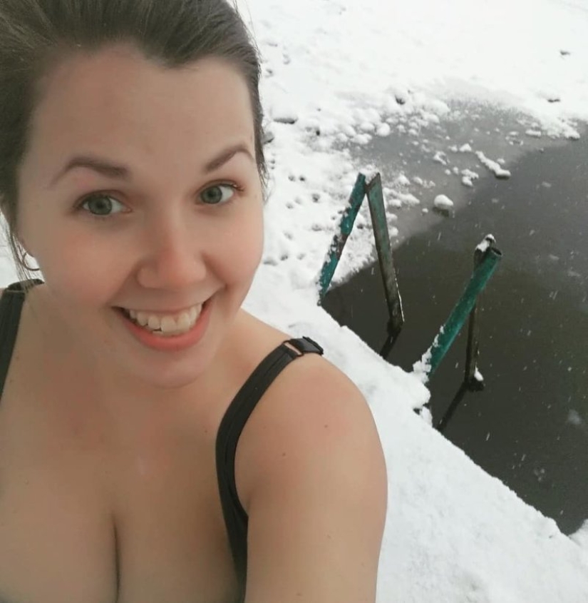 “If you want to be healthy, toughen up!” Girls who love to strip and dive