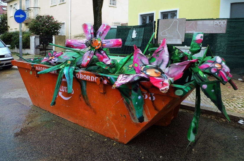 Impresionante el arte de la calle en forma de animales hechas totalmente de basura