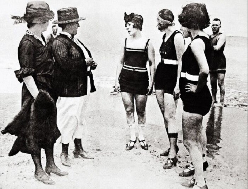 In the early 20th century struggled with open swimwear In the early 20th century struggled with open swimwear