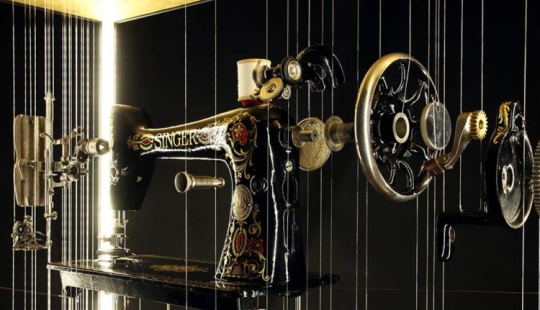 Incredible &#39;Exploded Circuits&#39; of Mechanisms by Artist John Peralta