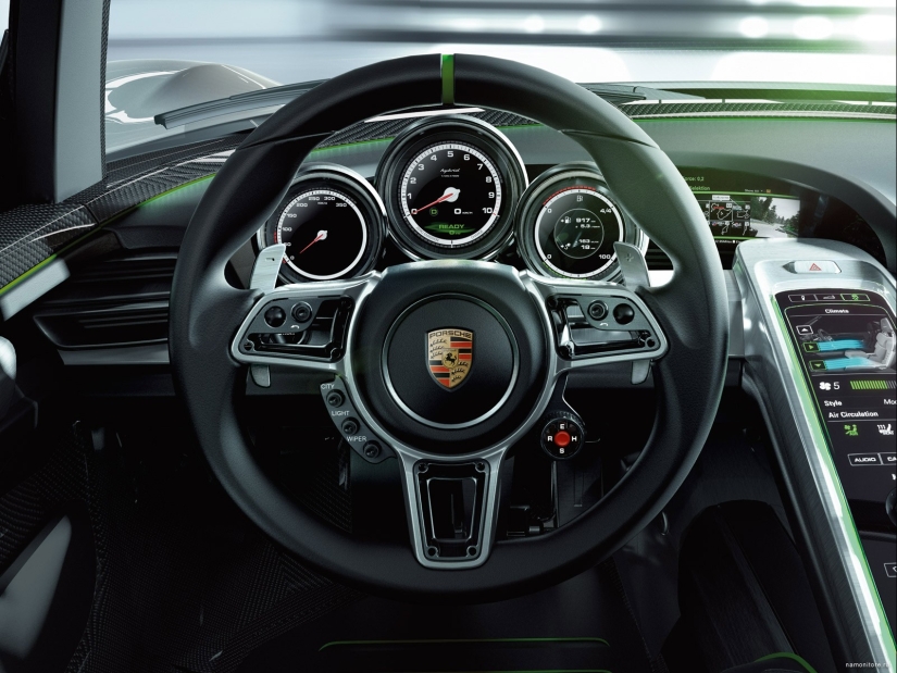 Indignante travesuras del mal estado de los majors Indignante travesuras del mal estado de los majors