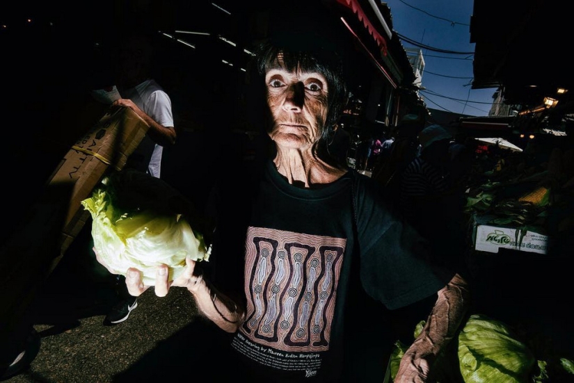 Inesperadas escenas de la calle de nueva York y tel Aviv en la lente del maestro de la calle-foto por Ronen Berka Inesperadas escenas de la calle de nueva York y tel Aviv en la lente del maestro de la calle-foto por Ronen Berka