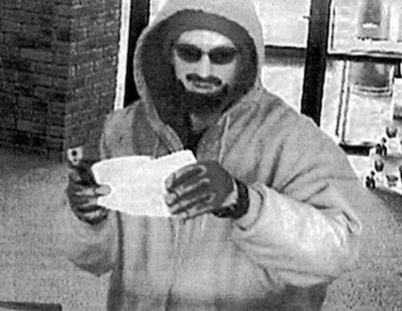 Israel Keyes is the most prescient maniac in history