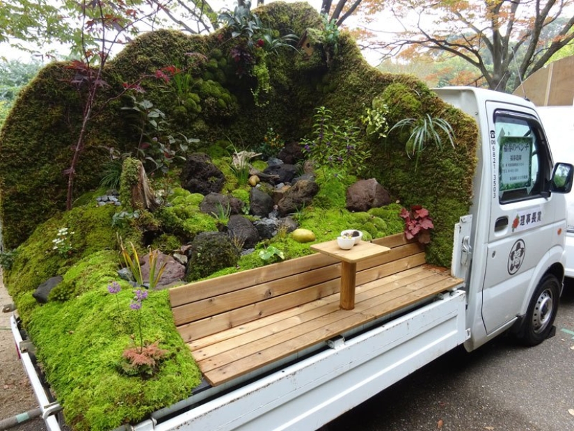 It could come only in Japan — coolest mobile mini-garden