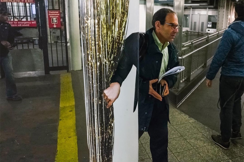 Jonathan Haibi-photographer who has the whole world posing for a picture