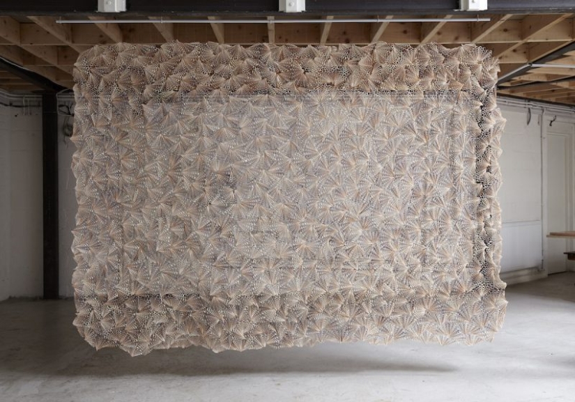 Joyería: artista Británico crea impresionantes esculturas de miles de conchas de mar