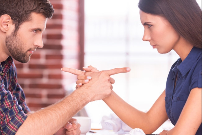 Judgments, regrets and 10 more things that exude our energy Judgments, regrets and 10 more things that exude our energy