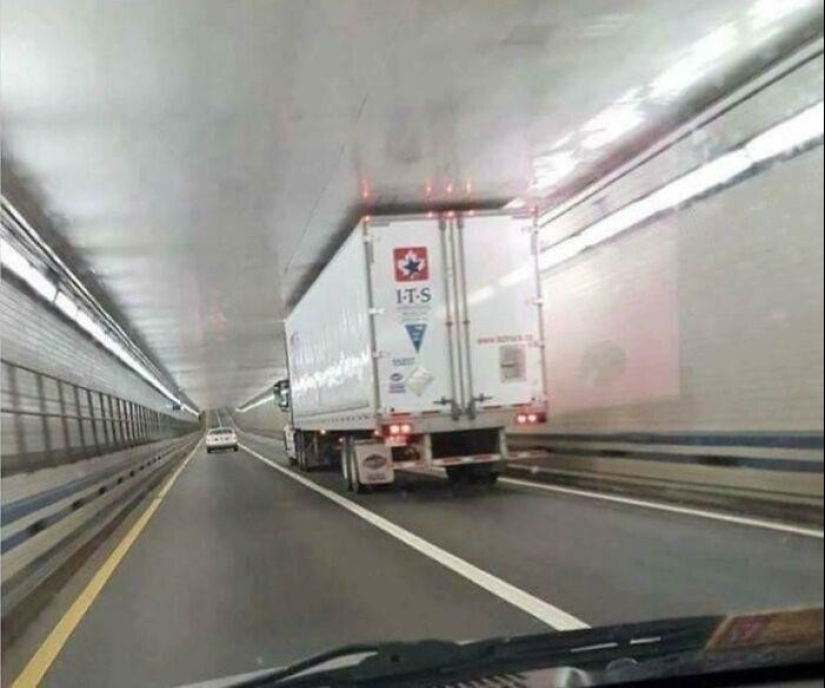 Just right: 50 perfect photos for the joy of perfectionists Just right: 50 perfect photos for the joy of perfectionists