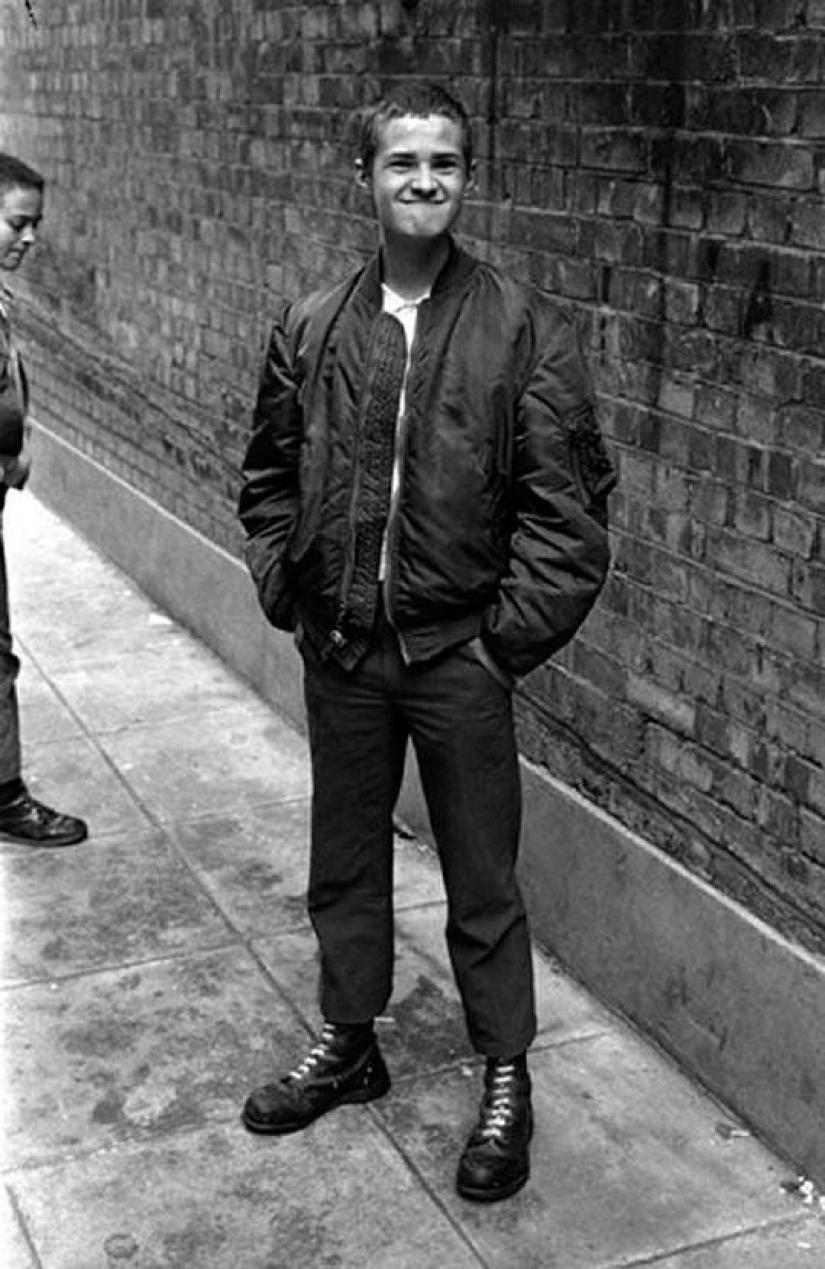 Jóvenes londinenses de los años 70 y 80 Jóvenes londinenses de los años 70 y 80