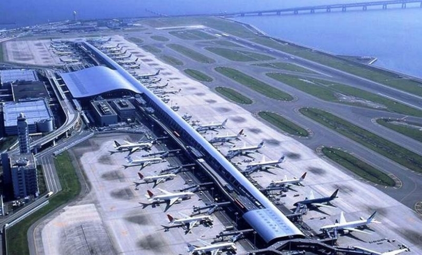 Kansai - an amazing airport in the middle of the sea