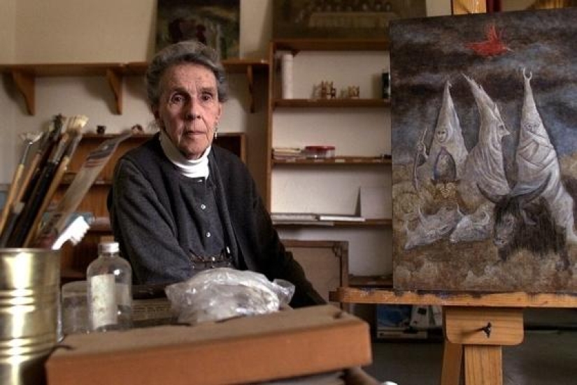 La aventurera historia de vida de la artista Leonora Carrington, la mujer líder del surrealismo