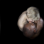 La belleza de un beso en la serie de fotos del fotógrafo británico Andy Barter