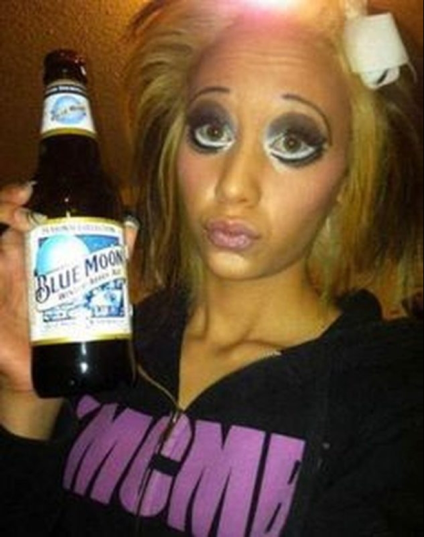 La belleza, que vana confianza de su estilista, y ahora con fuerza a arrepentir