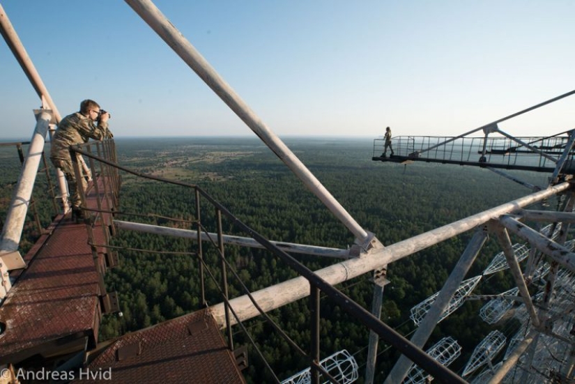 La cantante de desechos: el fotógrafo-un techador de Dinamarca dispara el sexo, las ruinas y el óxido La cantante de desechos: el fotógrafo-un techador de Dinamarca dispara el sexo, las ruinas y el óxido