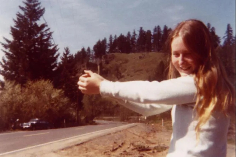 La chica en la caja: La historia de Colleen Stan, quien vivió en la casa de un maníaco durante 7 años