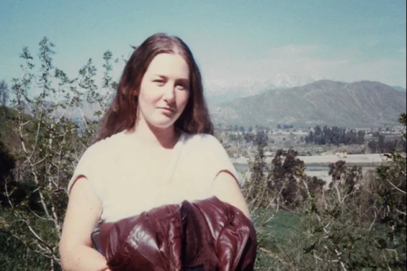 La chica en la caja: La historia de Colleen Stan, quien vivió en la casa de un maníaco durante 7 años