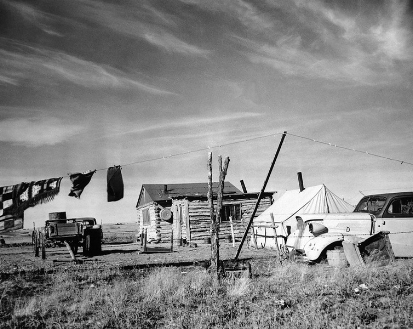 La confrontación en wounded knee: en 1973, a los Indios de los Estados unidos, la última vez fue en un "pie de guerra" La confrontación en wounded knee: en 1973, a los Indios de los Estados unidos, la última vez fue en un "pie de guerra"
