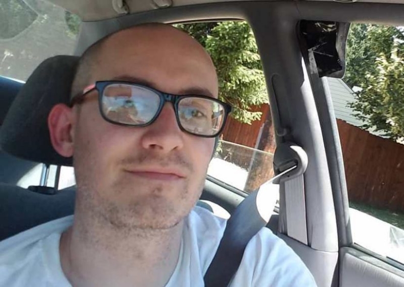 La estética de los Infiernos: un salvaje, pero fascinante artes Jesse Simpson La estética de los Infiernos: un salvaje, pero fascinante artes Jesse Simpson