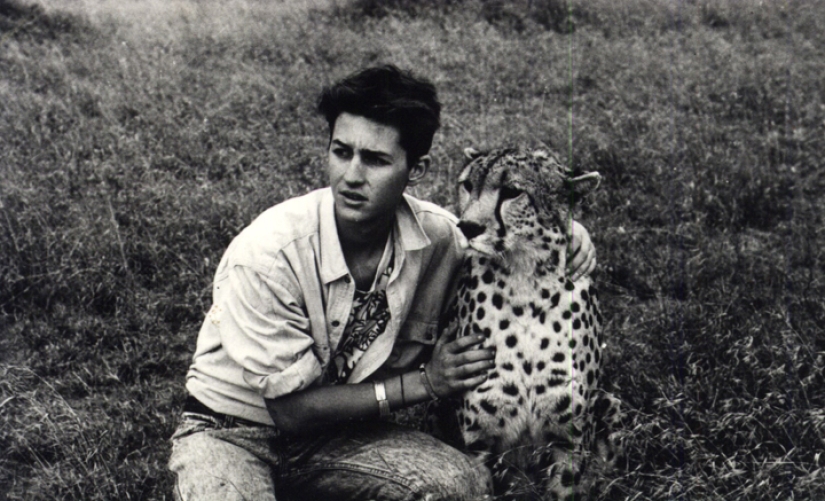 La historia de Dan Eldon, un fotógrafo que murió en el trabajo