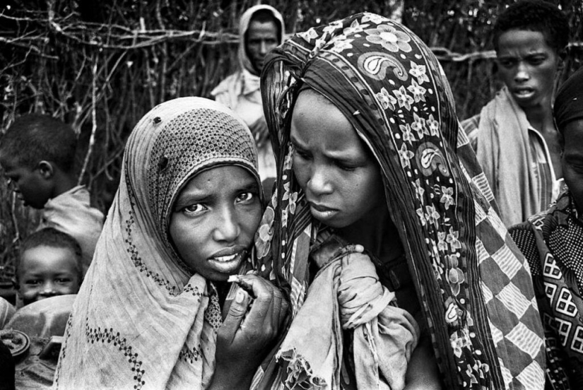 La historia de Dan Eldon, un fotógrafo que murió en el trabajo