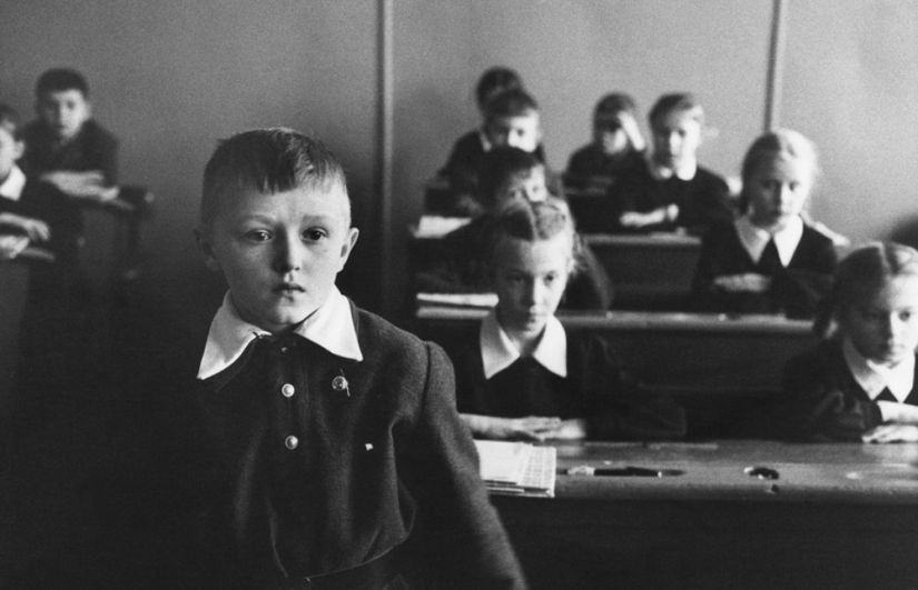 La historia de los libros de texto de Marc Ribot La historia de los libros de texto de Marc Ribot