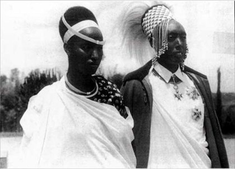 La historia de Rosalie Gicanda, una reina que permaneció con su pueblo hasta el final. La historia de Rosalie Gicanda, una reina que permaneció con su pueblo hasta el final.