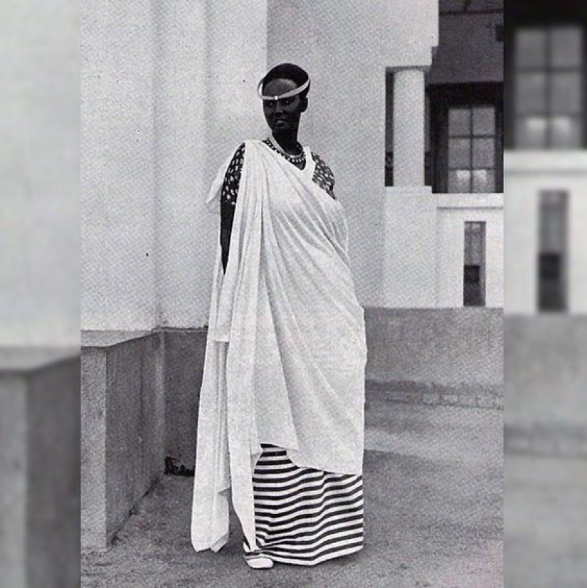 La historia de Rosalie Gicanda, una reina que permaneció con su pueblo hasta el final. La historia de Rosalie Gicanda, una reina que permaneció con su pueblo hasta el final.