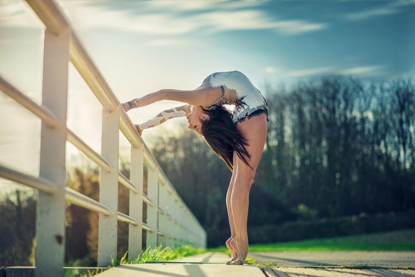 La magia de bailar con la metrópoli: una magnífica serie de fotos de gimnastas y bailarines de Dimitri Rulland La magia de bailar con la metrópoli: una magnífica serie de fotos de gimnastas y bailarines de Dimitri Rulland
