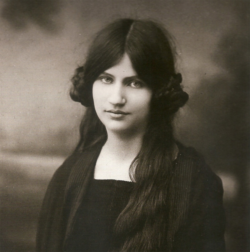 "La maldición" de Amadeo Modigliani "La maldición" de Amadeo Modigliani