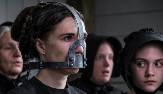 "La máscara de la vergüenza": una época de herramientas educativas para los chismes, luchadores y los borrachos "La máscara de la vergüenza": una época de herramientas educativas para los chismes, luchadores y los borrachos