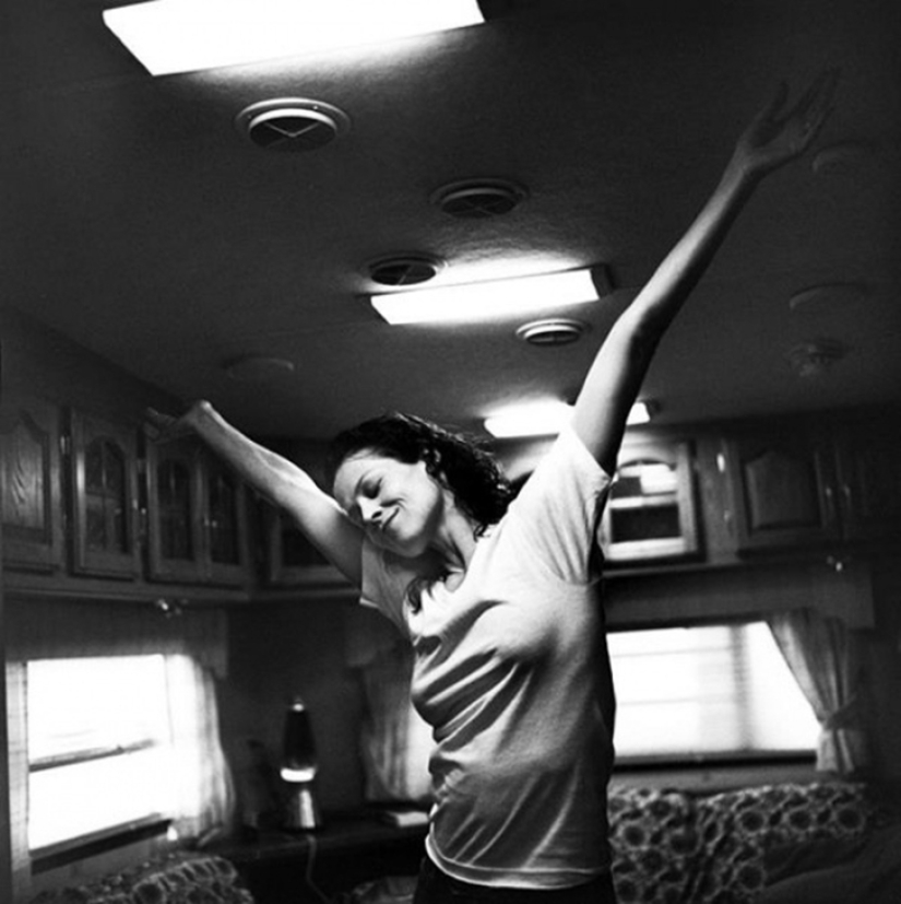 La mujer Real, la belleza en la fotografía de la serie "Mujeres antes de las 10 de la mañana"