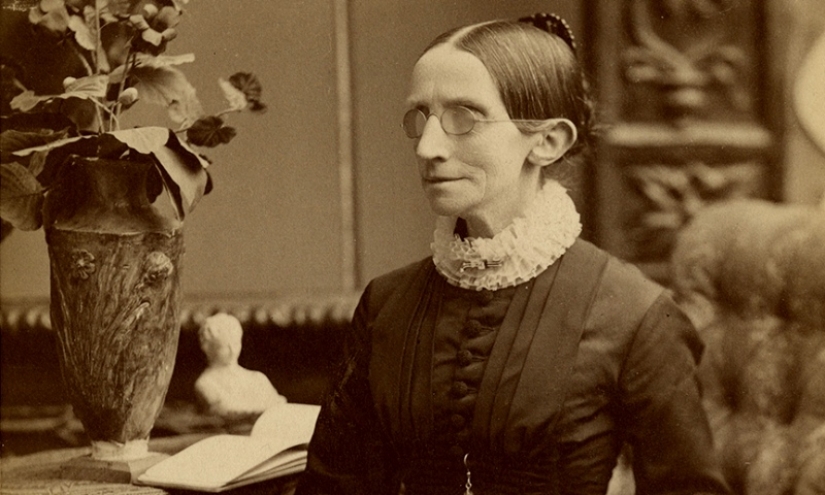 La niña sordociega que enseñó a la humanidad a creer en los milagros La niña sordociega que enseñó a la humanidad a creer en los milagros