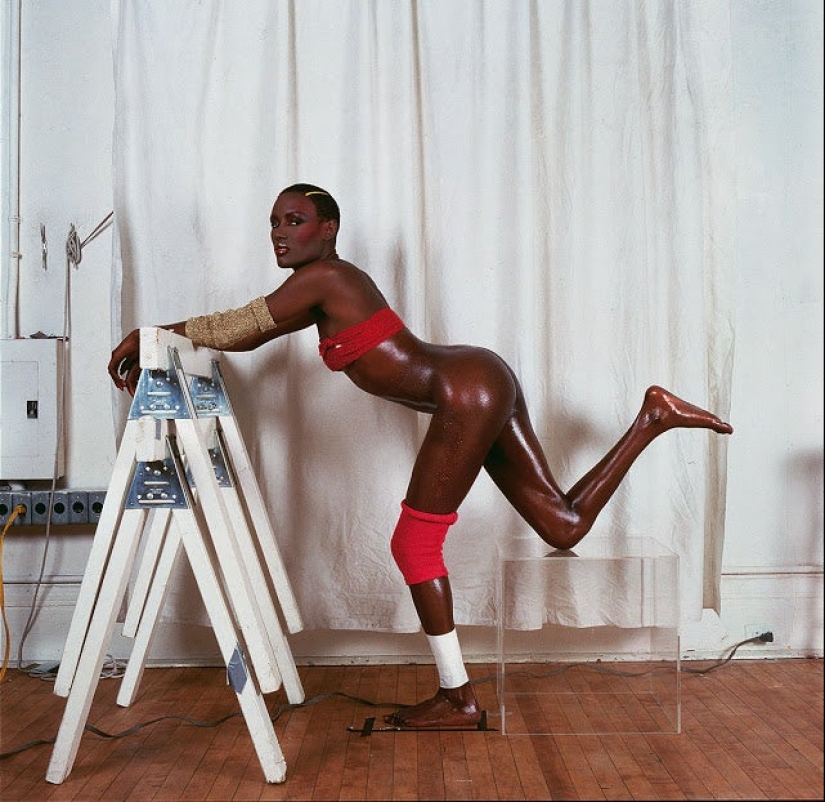 La pantera y el artista: impactantes fotos de grace Jones tomadas por Jean-Paul Gouda en los 70 – 80s La pantera y el artista: impactantes fotos de grace Jones tomadas por Jean-Paul Gouda en los 70 – 80s