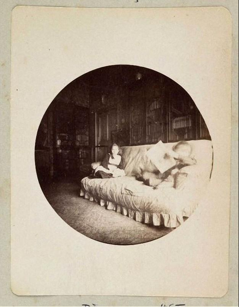 La primera cámara compacta Kodak Nº 1: Instagram del siglo XIX La primera cámara compacta Kodak Nº 1: Instagram del siglo XIX