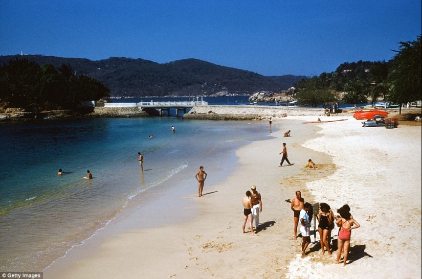 La Riviera Mexicana de la década de 1950, cuando Acapulco aún no era el feudo de los traficantes de drogas La Riviera Mexicana de la década de 1950, cuando Acapulco aún no era el feudo de los traficantes de drogas