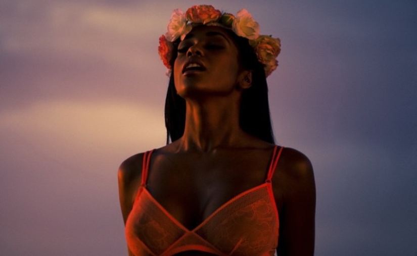 La tentación en cada mirada: retratos eróticos del fotógrafo Michael Tan La tentación en cada mirada: retratos eróticos del fotógrafo Michael Tan