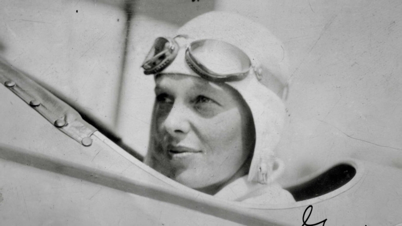 La valiente piloto Amelia Earhart: una leyenda de la aviación que desapareció en el cielo