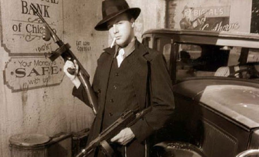 La vida y la muerte del gángster Handsome Floyd: un enemigo del estado estadounidense y un favorito del pueblo La vida y la muerte del gángster Handsome Floyd: un enemigo del estado estadounidense y un favorito del pueblo