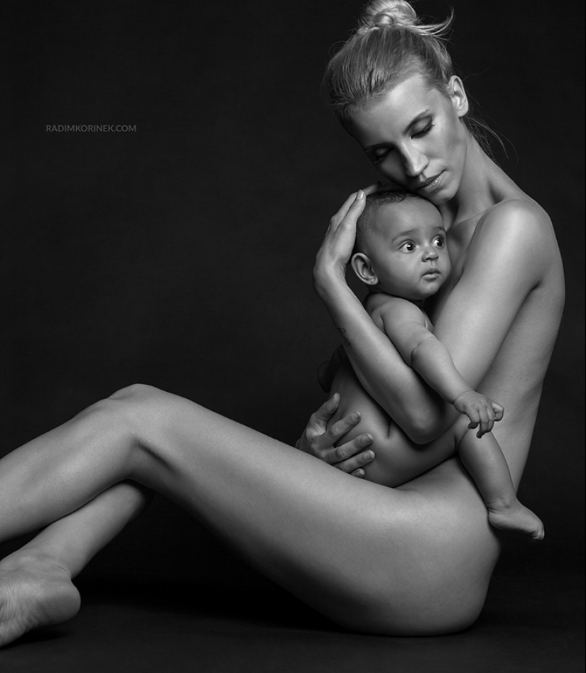 Laconic erotica from Czech photographer Radim Korinek Laconic erotica from Czech photographer Radim Korinek