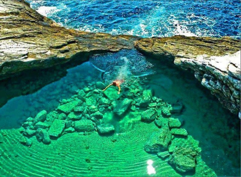 Las 10 más bellas piscinas naturales en el mundo Las 10 más bellas piscinas naturales en el mundo