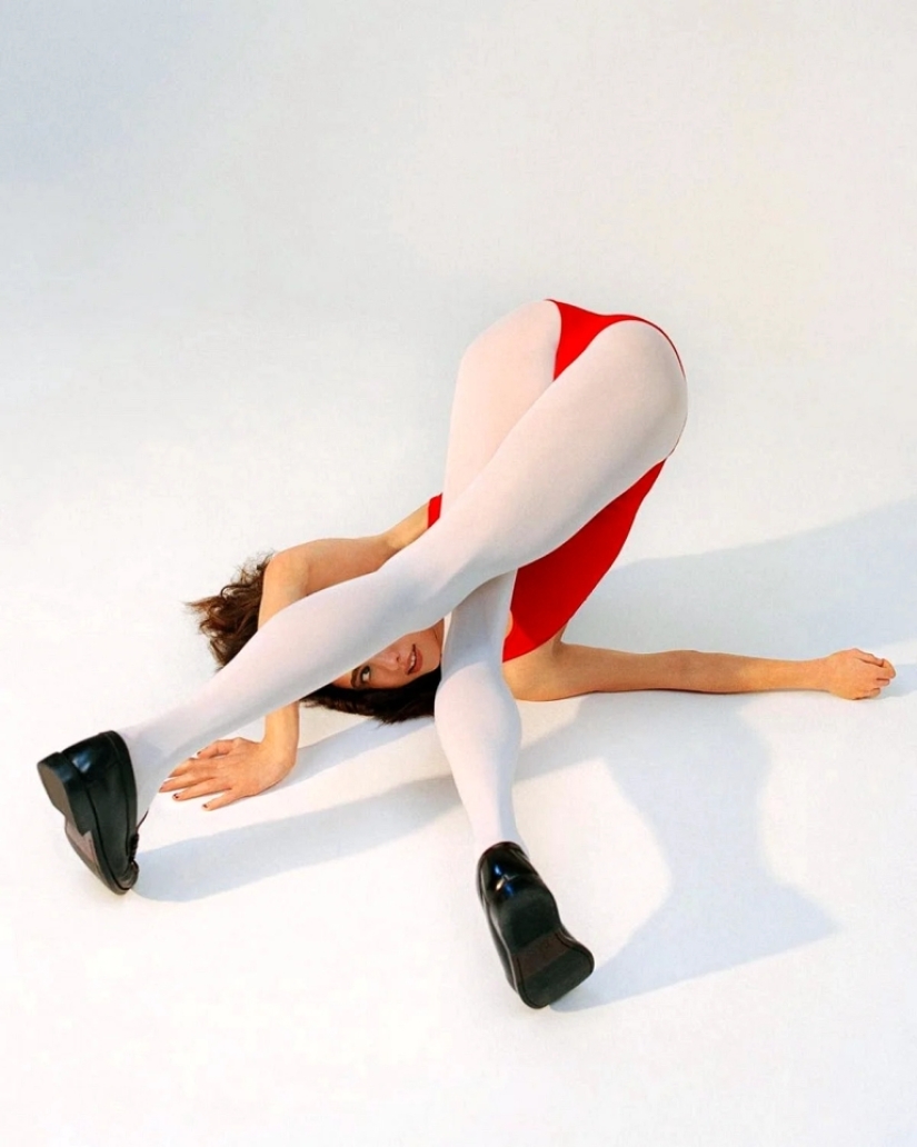 Las fotos más candentes de Margaret Qualley, protagonista de las películas "Substance" y "Once Upon a Time in Hollywood"