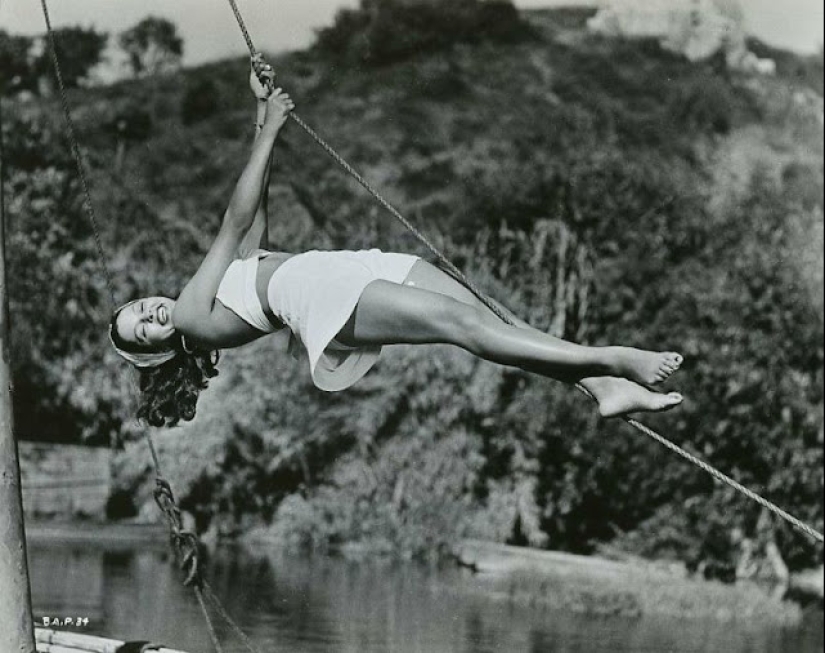 Las mejores fotos de la exótica belleza Aquanetta, la estrella del cine estadounidense de los años 40 Las mejores fotos de la exótica belleza Aquanetta, la estrella del cine estadounidense de los años 40