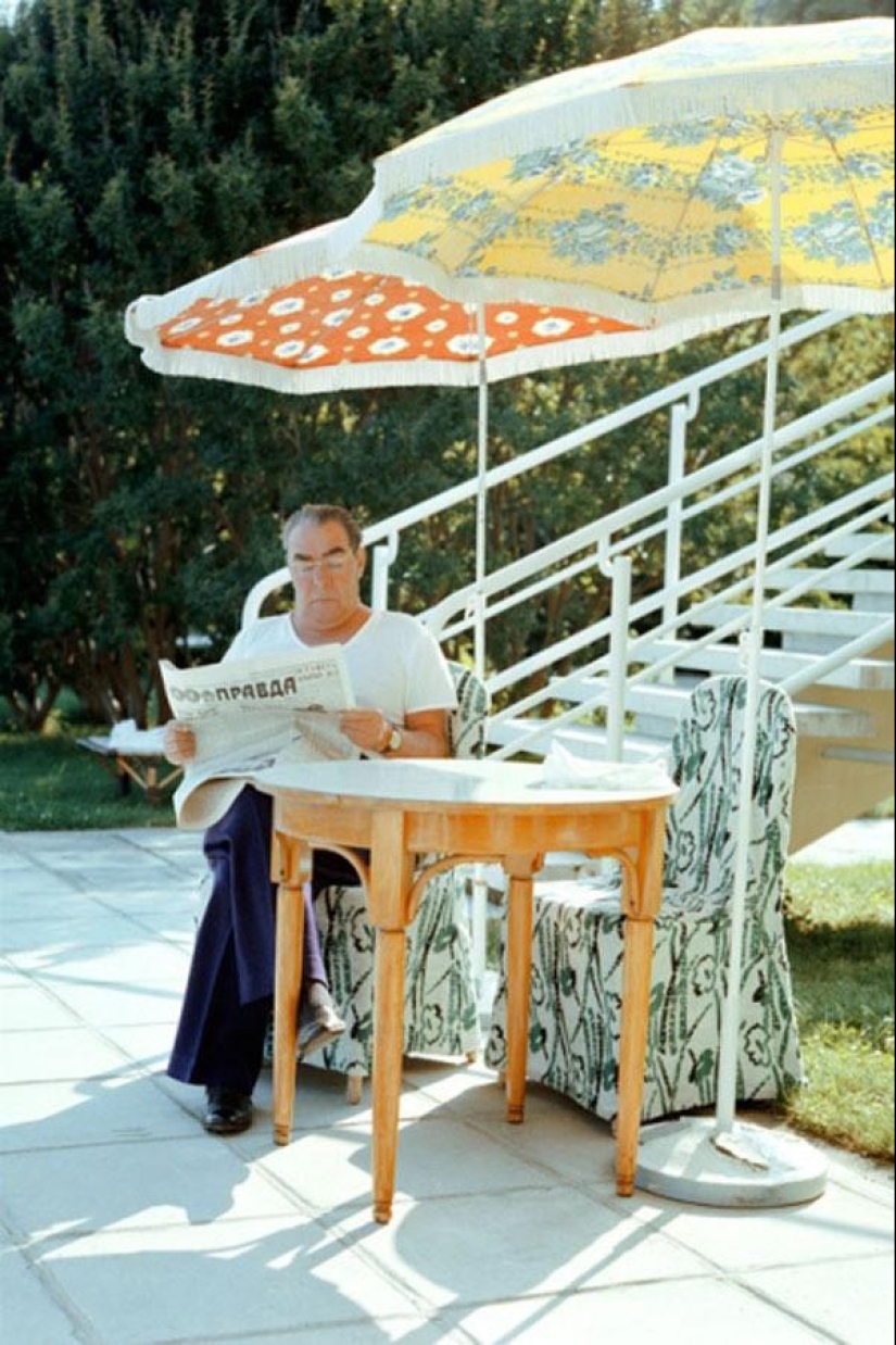 Leonid Ilich Brezhnev de vacaciones y no solo Leonid Ilich Brezhnev de vacaciones y no solo
