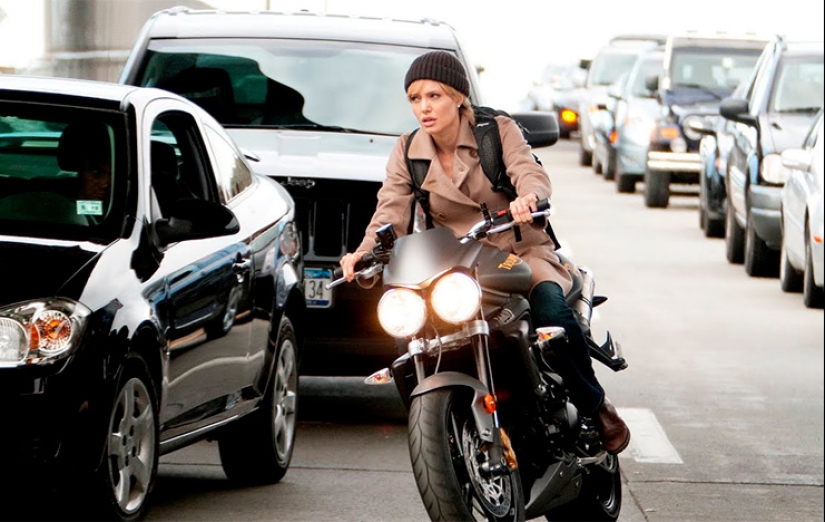 Let's go! Pitt, cher, Gosling and other star riders